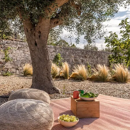 Trulli Mest'andrea Alle Lame Noci