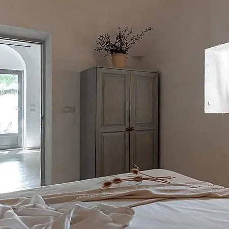 Trulli Mest'andrea Alle Lame Apart-hotel 4*